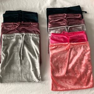 16 Velvet Gifting/Dust Bags